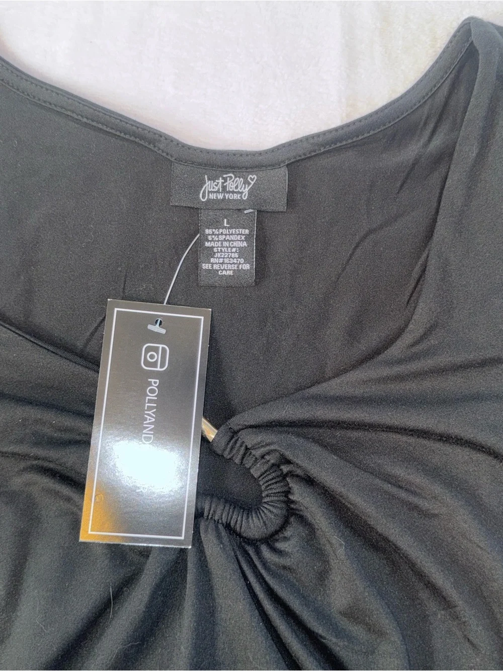 Just Polly Black Ruched Ring Front Stretch Top NWT Large - Picture 6 of 10